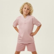 Active Kids Pose Pink Dream